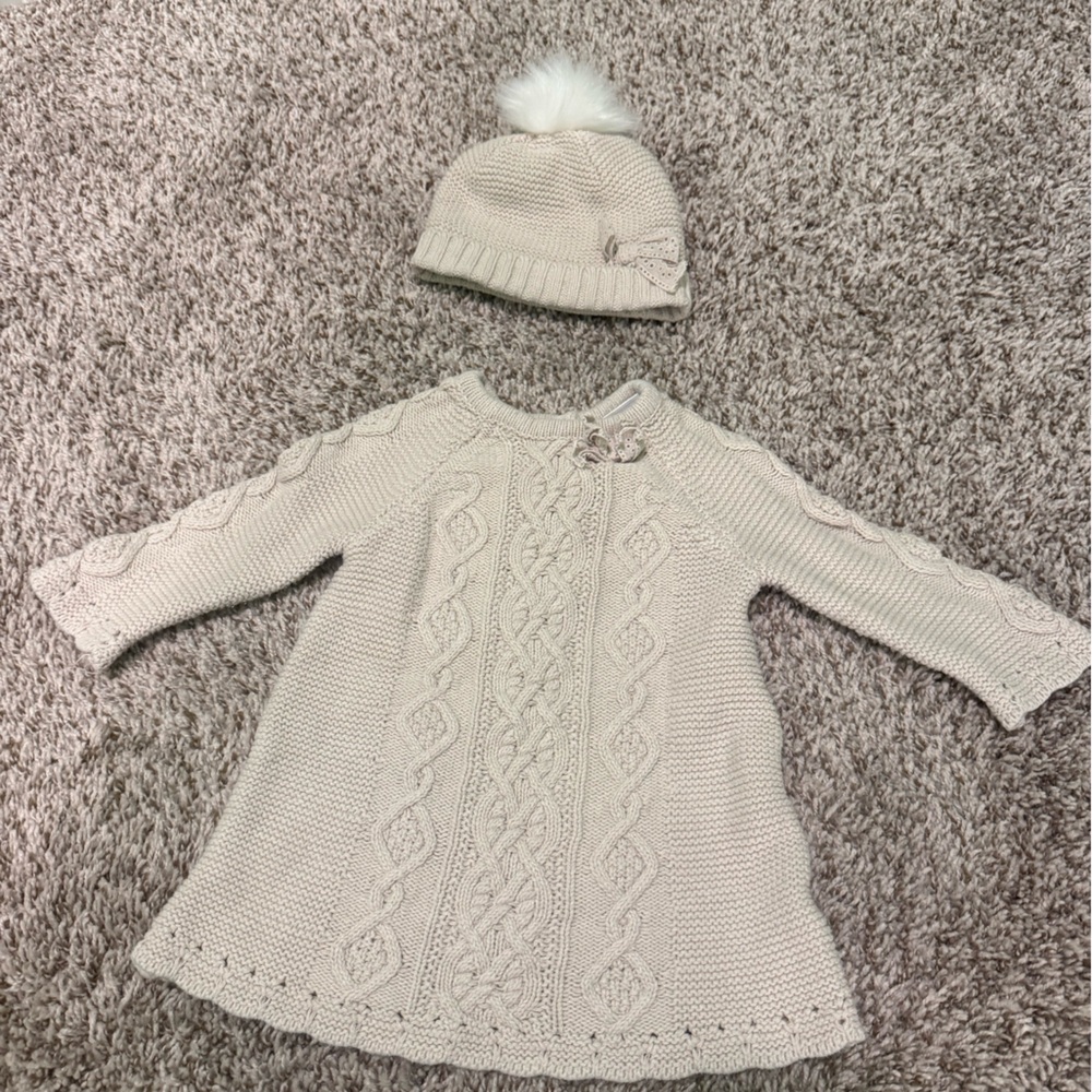 cupcakes & cashmere Cream Knit Dress with Hat